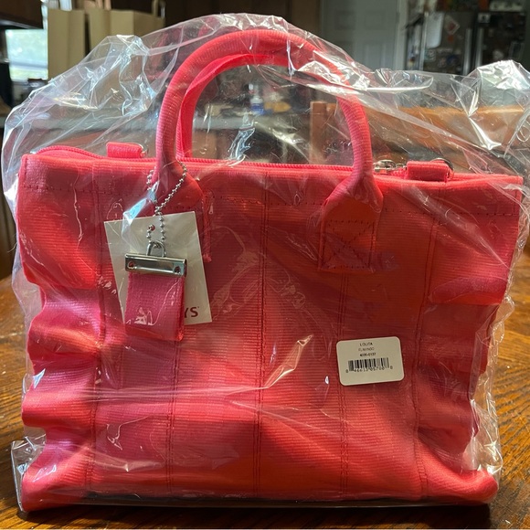 Harveys Seatbelt Lolita Flamingo Satchel NWT still in plastic - never opened. - Picture 3 of 4